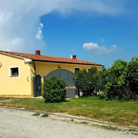 Farm stay Podere Casa Al Vento *